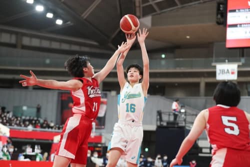 女子準々決勝 札幌山の手vs千葉経済8