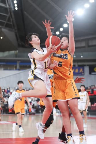 女子準決勝 京都精華学園vs東海大学付属福岡40